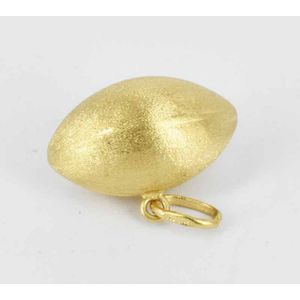 An 18ct yellow gold Rugby ball, frosted finish. Length 2 cm.…
