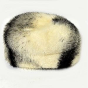 A polar fox fur hat, lined and in excellent condition