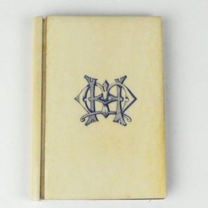 An Edwardian ivory card case holder, opens up to reveal…