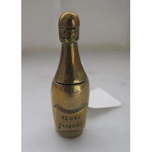 Brass vesta case form Champagne bottle stamped Veuve Cliquot 6.…