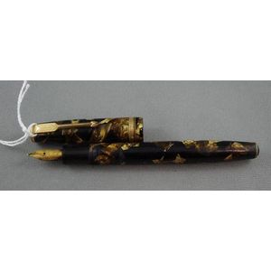 Vintage Parker Fountain Pen with 14ct Gold Nib - Writing - Pens ...