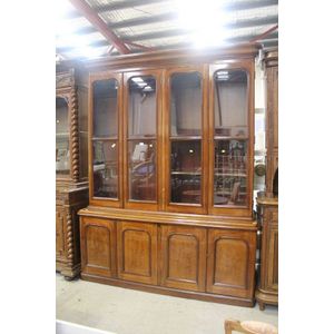 Antique mahogany two height bookcase, with four upper glazed&hellip;