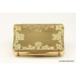 A fine gold snuff box, 14ct yellow gold, hallmarked with…