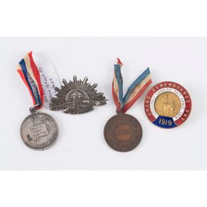 Badges & Medalettes: 1916 Department of Education Victoria…