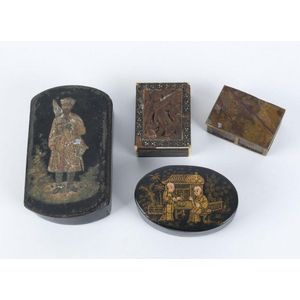 Two Chinoiserie papier mache snuff boxes, an Anglo-Indian snuff…