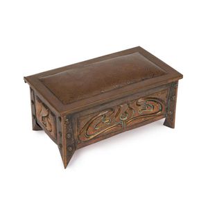 An English Arts & Crafts jewellery casket, hand beaten copper…