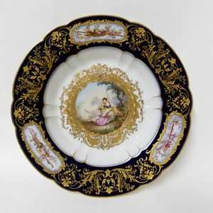 Sevres Cabinet Dish, Tuileries Mark, 19th Century - Sevres/Style - Ceramics