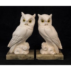 An Italian pair of owl bookends, resin and alabaster, mid to…
