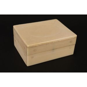 Rare 18th century ivory rouge box, of rectangular form, finely…