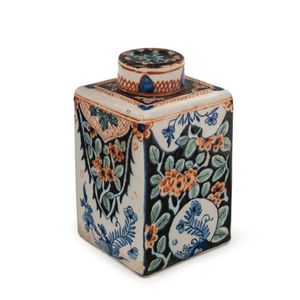 An antique tin glazed earthenware tea caddy, 17th/18th century,…