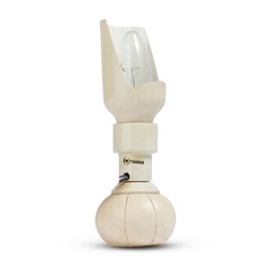 Gino Sarfatti model 600P table lamp for Arteluce; painted metal…