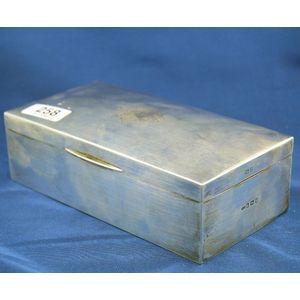 A George V silver cigar box, maker: Henry Clifford Davis,…