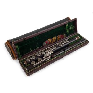 Rudall Carter & Co. antique English ebony flute in original…
