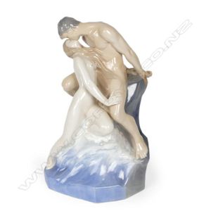 A fine large Royal Copenhagen 'Wave and Rock' figure group&hellip;