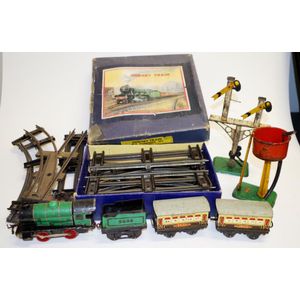 Hornby clockwork model train collection including a a…
