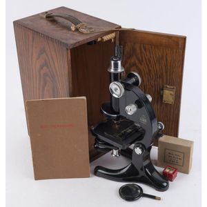 Beck microscope model No.29, in original case with instruction…