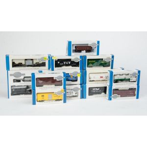 Bachmann silver series: rolling stock collection comprising 40'…