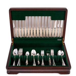A George Butler & Co., Sheffield canteen of cutlery, 84 pieces.…