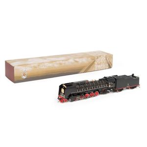 Bachmann china: Qj 'Zhu de' steam locomotive with 4-axle tender.…
