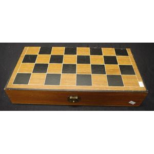 Irish Art Deco Hand-Carved Burl Wood Geometric Chess Set with Inlaid Wood  Board For Sale at 1stDibs