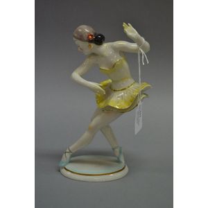 Hutschenreuther (Germany) ceramics price guide and values Hutschenreuther (Germany) ceramics price guide and values