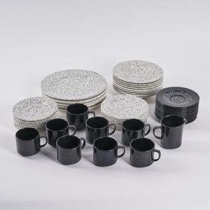 A collection of Crown Lynn Nouveau tableware, includes seven&hellip;