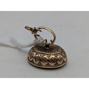 Vintage 9K fob seal.