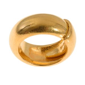 24ct Gold Stepped Band Ring, Size O - Rings - Jewellery