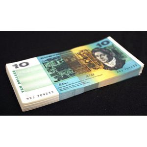 100 Australian paper $10 notes uncirculated Fraser / Cole, with…