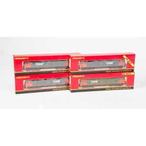 Powerline: HO scale locomotives in original boxes, all in…