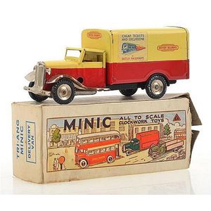 Tri-Ang Minic clockwork tin plate British Railways van with red…