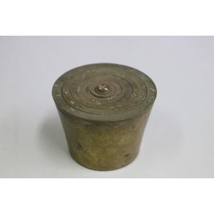 Victorian brass 14lb. scale weight