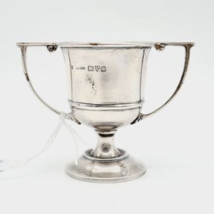 Silver trophy, sterling silver trophy cup, hallmarked Chester&hellip;