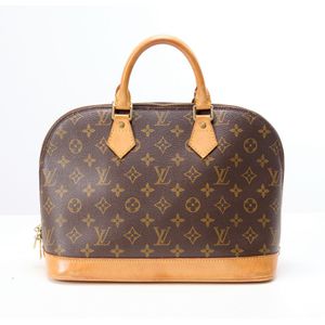 Louis Vuitton LV Box (20cm x 29cm x 11cm), Luxury, Accessories on Carousell