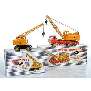 Cream and Red Dinky Servicing Platform Vehicle with Supertoy