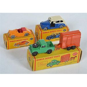 Three Dinky Dublos, including 073 Land Rover and horse trailer…