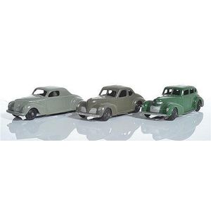 Three post-war Dinky 39 series cars, including 39E Chrysler…