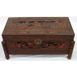 Chinese Camphor Wood Chest with Cloud-Shaped Clasp - Furniture - Oriental