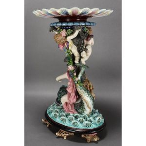 Large late 19th century German Majolica centre piece by Hugo&hellip;