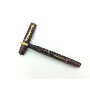 Wahl Oxford pen in Burgundy colour with basket weave pattern,…