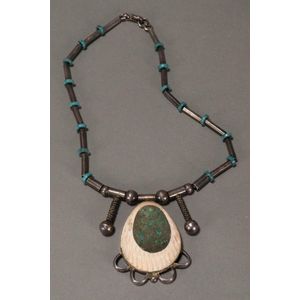 Unusual Mexican silver and turquoise necklace, with central…