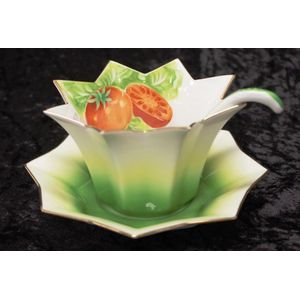 Vintage Noritake Japan sauce bowl with painted tomato…