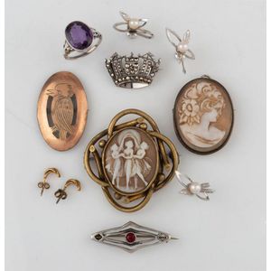 Assorted Antique And Silver Brooches With Earrings - Brooches - Jewellery