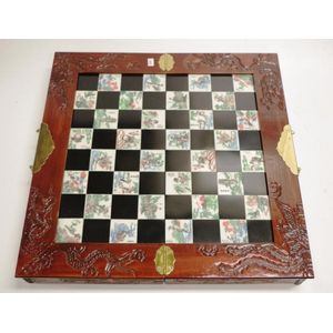Chinese / Oriental chess boards and sets - price guide and values