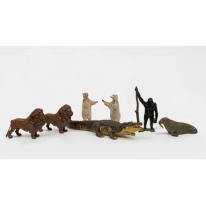 Britains 54 mm hollow cast lead - Zoo animals, 1950s group…
