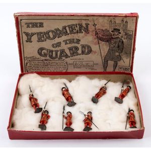 Britains boxed 'Yeoman of the Guard' series no 1257 set of 8…