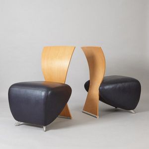 A pair of Dauphin Bobo chairs, Purpe leather uphosltery with&hellip;