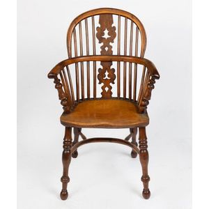 An elm and yew wood hoop back Windsor chair, late 19th century,&hellip;