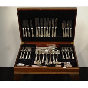 Good Sheffield silver plated cutlery set & canteen settings…