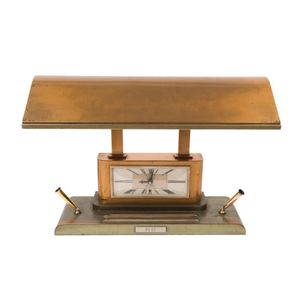 Seth Thomas American Art Deco desk clock with lamp and pen…